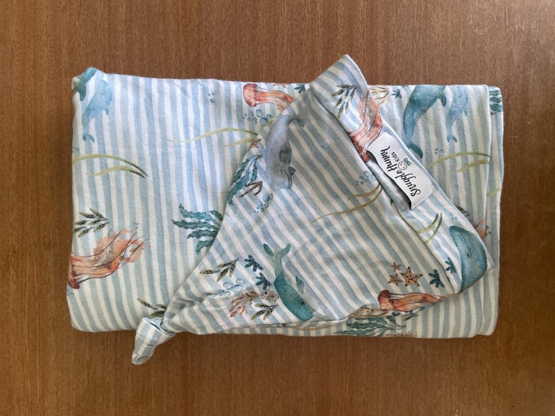 SNUGGLE HONEY STRETCH SWADDLE AND HAT! Carousel 1