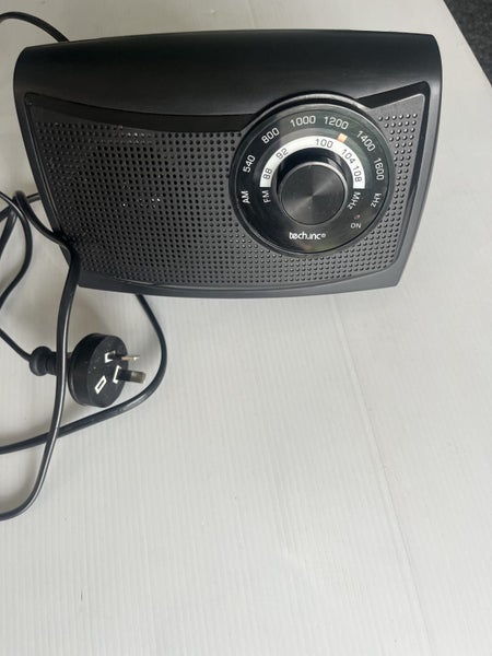 Tech.Inc Transistor Radio Am / Fm Bands Carousel 1