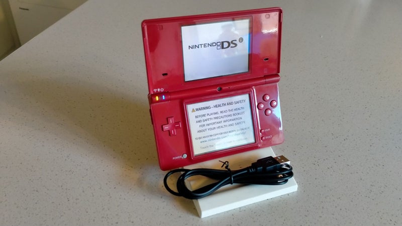 Modded Red Nintendo DSi Carousel 1