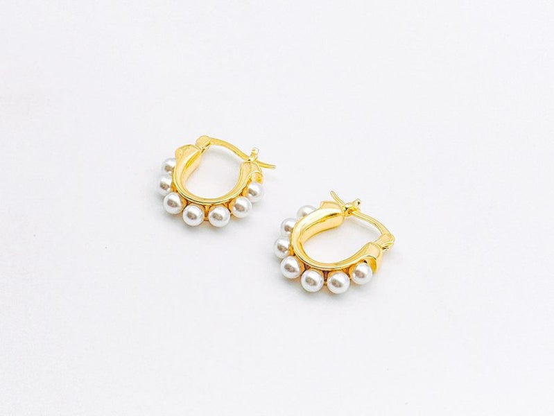 Stylish Gold-Plated Pearl Shining Accessories Carousel 2