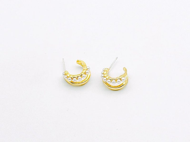 Stylish Gold-Plated Pearl Shining Accessories Carousel 2