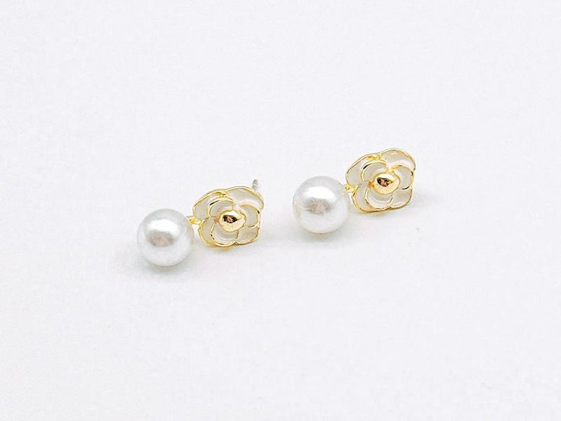 Gold-Plated Craft with Pearl-Inlaid Flower Earrings Carousel 2