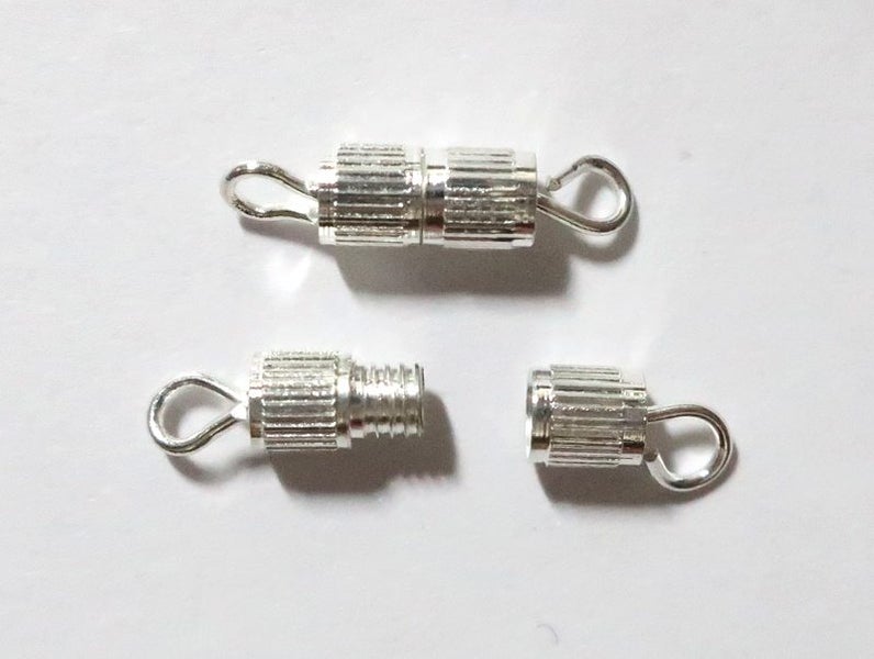 2 SILVER SCREW CLASPS Carousel 1