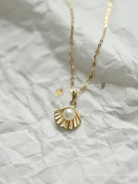 18K Gold-Plated S925 Silver Seashell Pendant Necklace with Pearl Accent Carousel 1