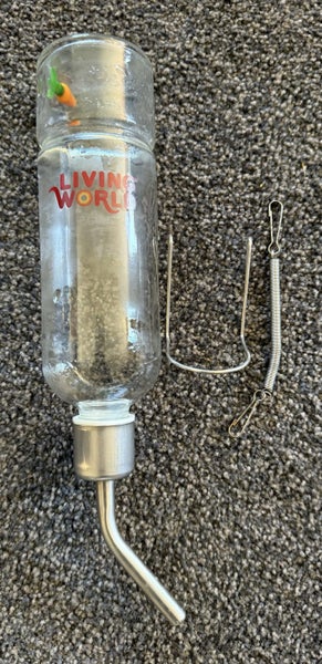 Living World Water Bottle Carousel 1