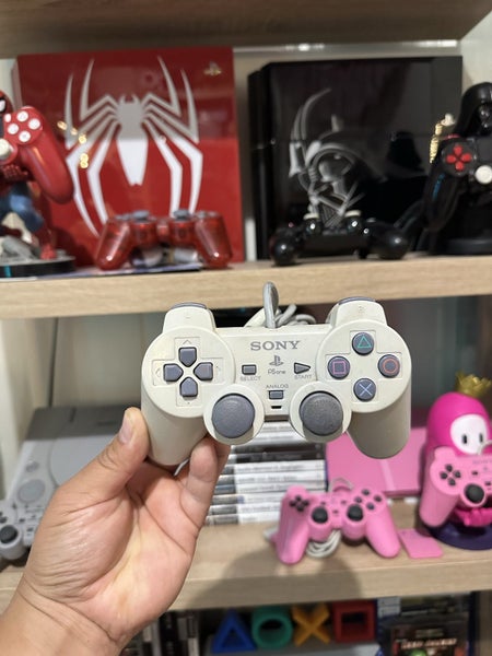 Playstation 1 console Carousel 2