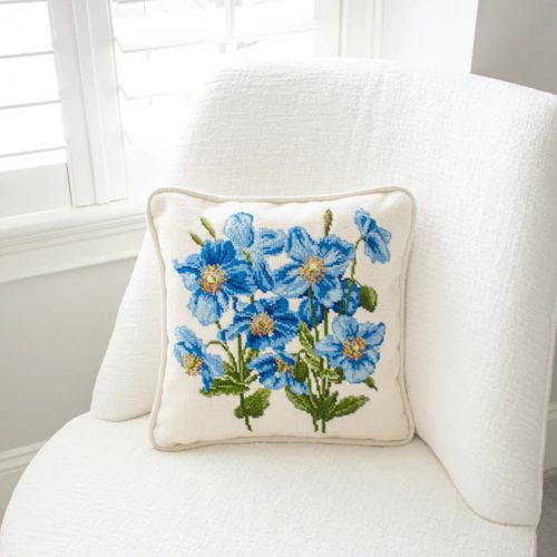 Elizabeth Bradley Tapestry Kit - Himalayan Poppy - Winter White Carousel 2