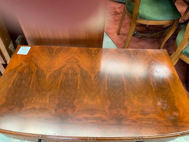 Crème de la Crème Bur Walnut Hall Table Carousel 5