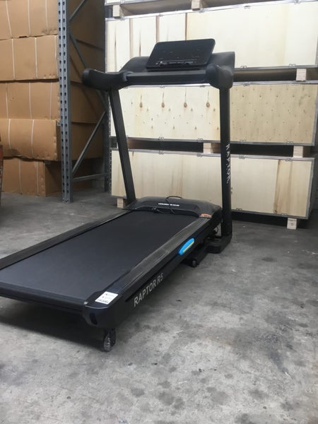 TREADMILL-FAMOUS RAPTOR R5 Carousel 1