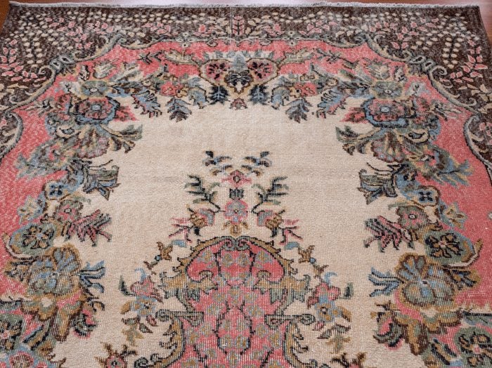 Vintage Hand-Knotted Distressed Turkish Rug (Size - 200 X 310 CM) Carousel 2
