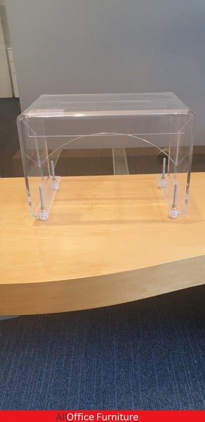 Clear monitor stand Carousel 1