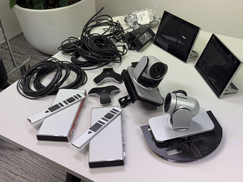 2x Polycom RealPresence 500 Video Conferencing systems Carousel 1