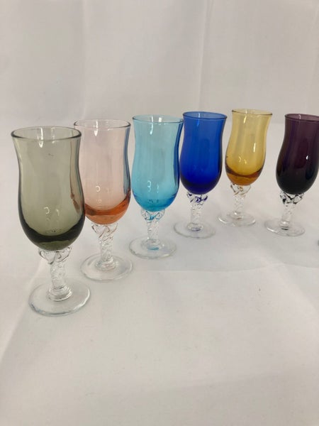 Vintage Stemmed Liqueur Glasses x 9 (20106)63002196836099113