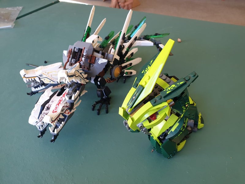 Lego Ninjago 9450 Epic Dragon Battle Carousel 1