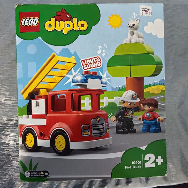 Lego Duplo - 10901 Fire Truck Carousel 1
