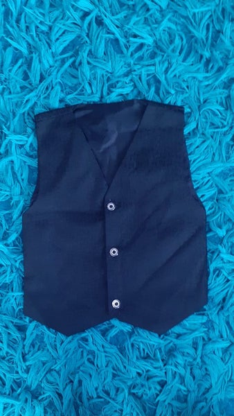 Boy's Size 5 Waistcoat Carousel 1