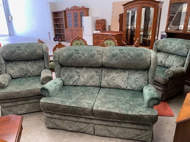 3 PIECE SAGE GREEN LOUNGE SUITE Carousel 1