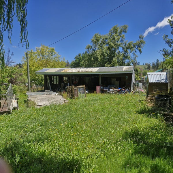 Image 3 of 6