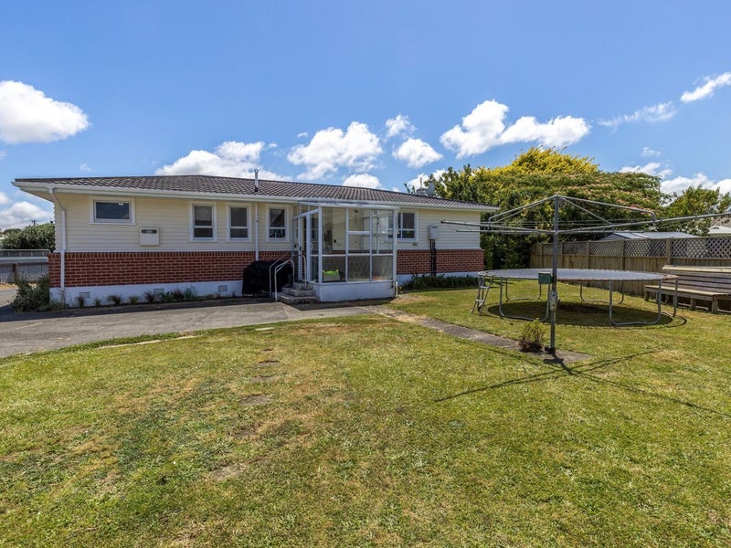 Image 1 of 21