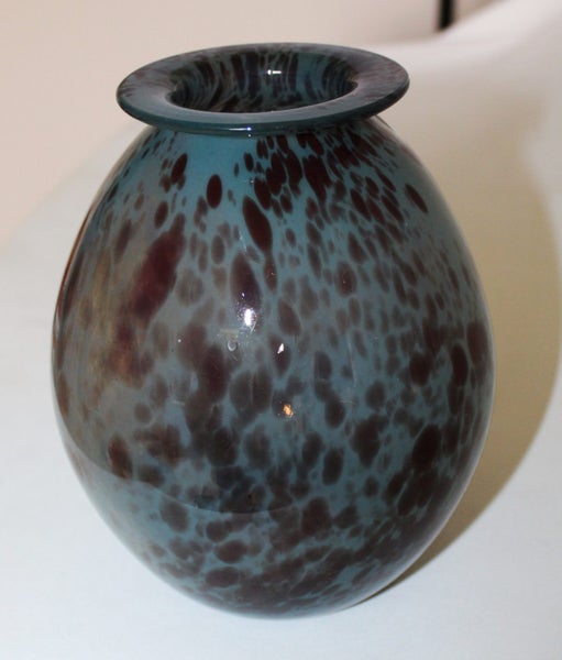 +++ EXQUISITE "M (MURRAY) HILL '86" ART GLASS VASE +++ Carousel 2