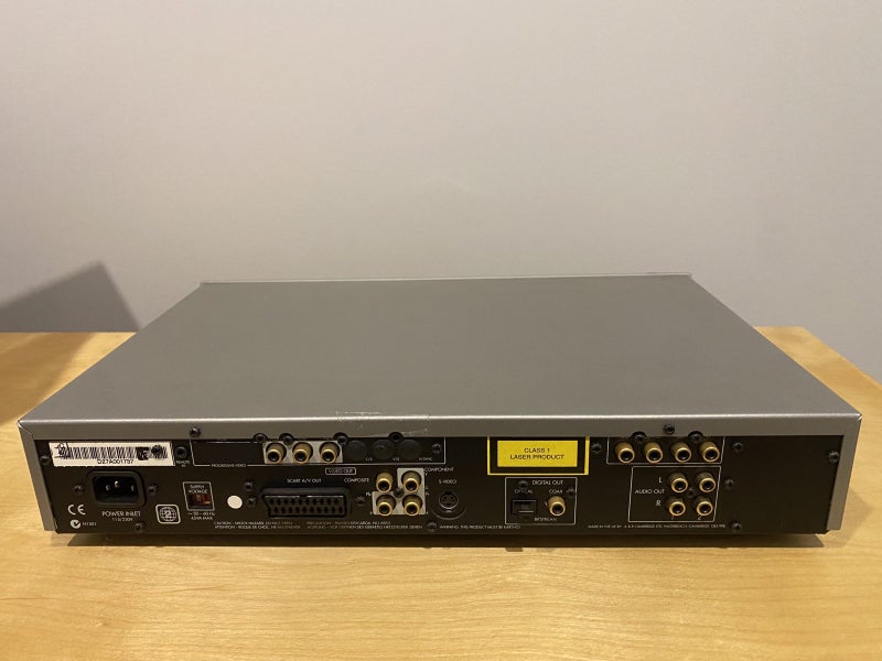 Arcam FMJ, beautiful set, amazing sound Carousel 12