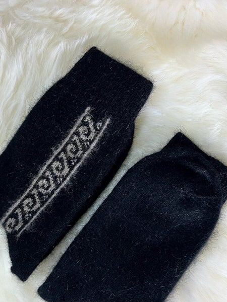 Possum Merino Pattern Socks Carousel 14