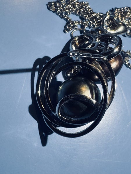 Tahitian Black Pearl earrings and black pearl pendant with chain Carousel 2