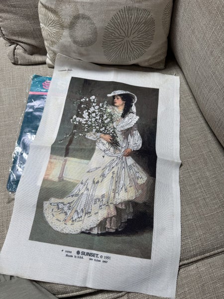 Vintage Embroidery Kit - 1990s - $1 NO RESERVE Carousel 3