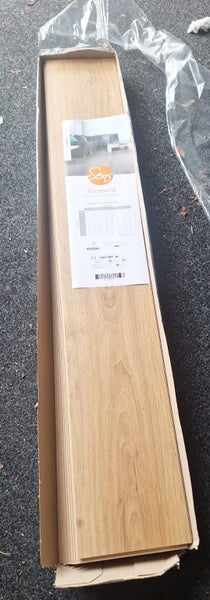 Laminate flooring Carousel 1
