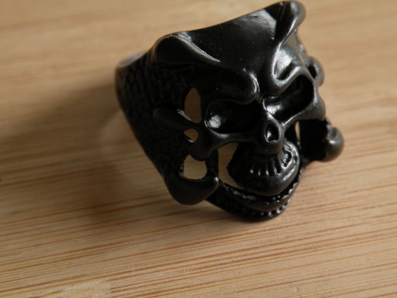 Black Skull in Claws Ring Size 11 Carousel 1