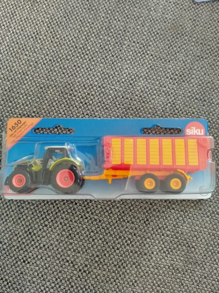 Siku Claas Tractor & Trailer Set Carousel 1