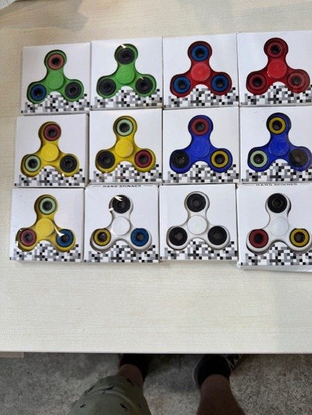 12 x Fidget Hand Spinners Carousel 1