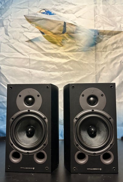 Wharfedale Diamond 9.1 Bookshelf Speakers Black or Rosewood Carousel 1