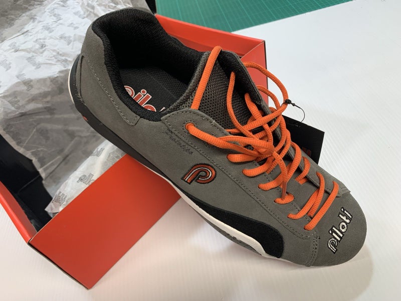 Prototipo Piloti Driving Race Car shoes US12 Brand New Carousel 1