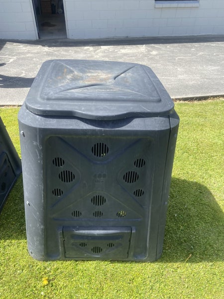 COMOST BIN SQUARE 400 LITRE Carousel 6