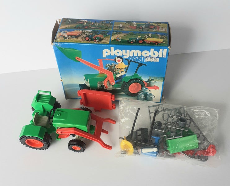 PLAYMOBIL 1974 GEOBRA - 3500 - Farm Tractor - MINT in Box. Carousel 2