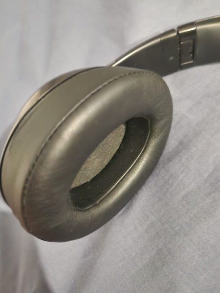 Beats Studio 3 Wireless Carousel 5
