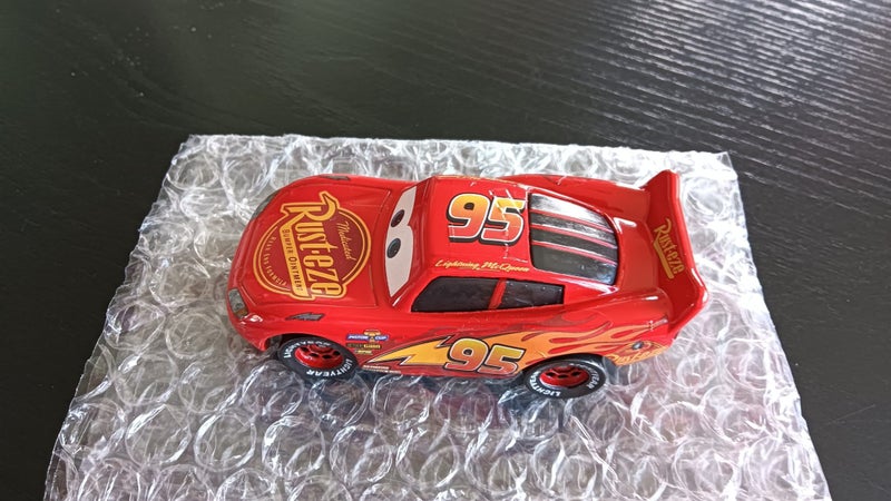 New Disney Kids Toy Diecast Lighting McQueen Car Carousel 1