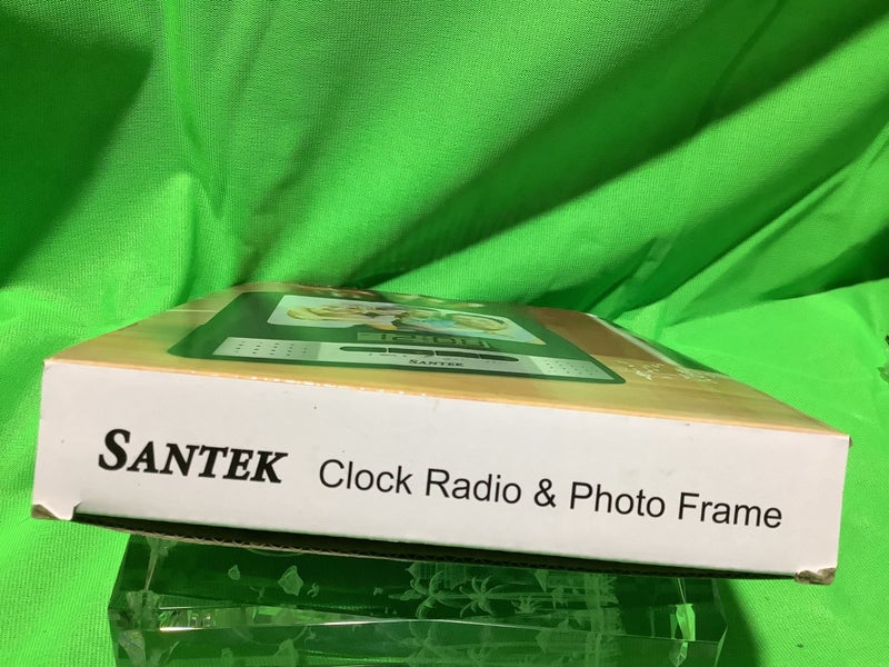 Santeck Clock Radio & Photo Frame Carousel 7