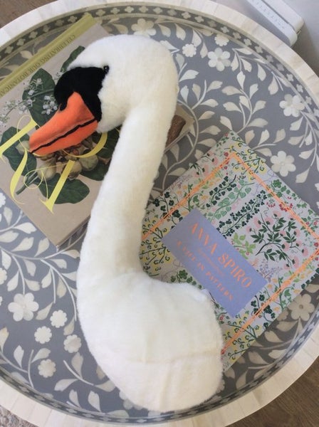 HUGE ** SWAN TROPHY HEAD ** WALL HANGING Carousel 1