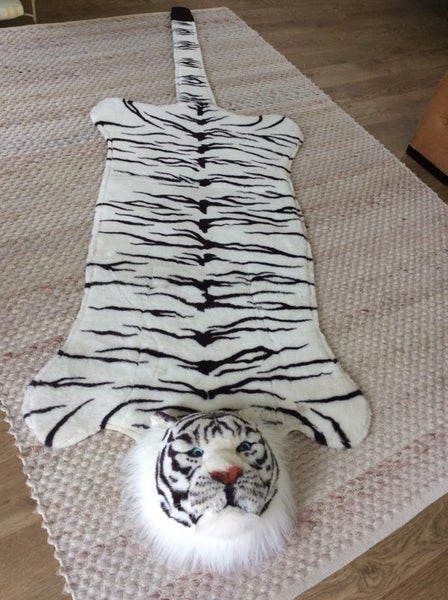LARGE ** WHITE TIGER ** RUG WITH HEAD Carousel 9