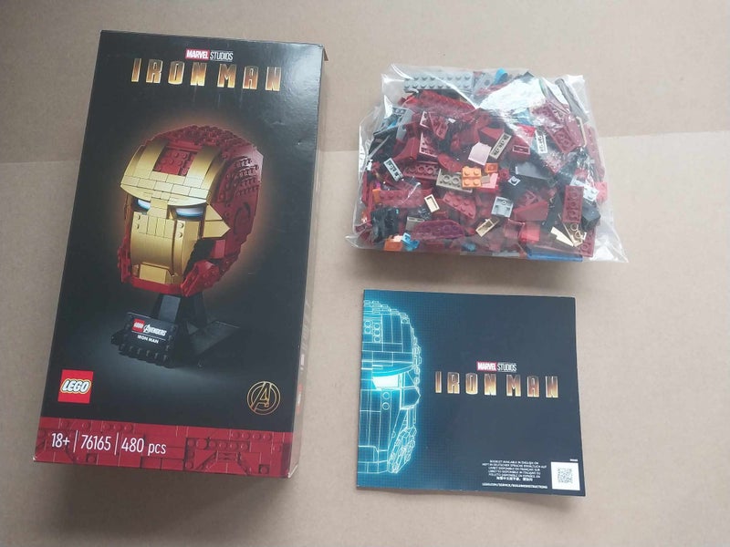 Avengers Iron Man Helmet 76165 LEGO Carousel 2