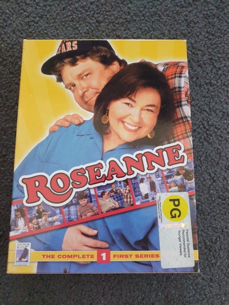 Roseanne tv series 1 Family-Lot#20 Carousel 1