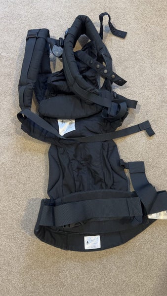 Ergo baby carrier - Black Carousel 2