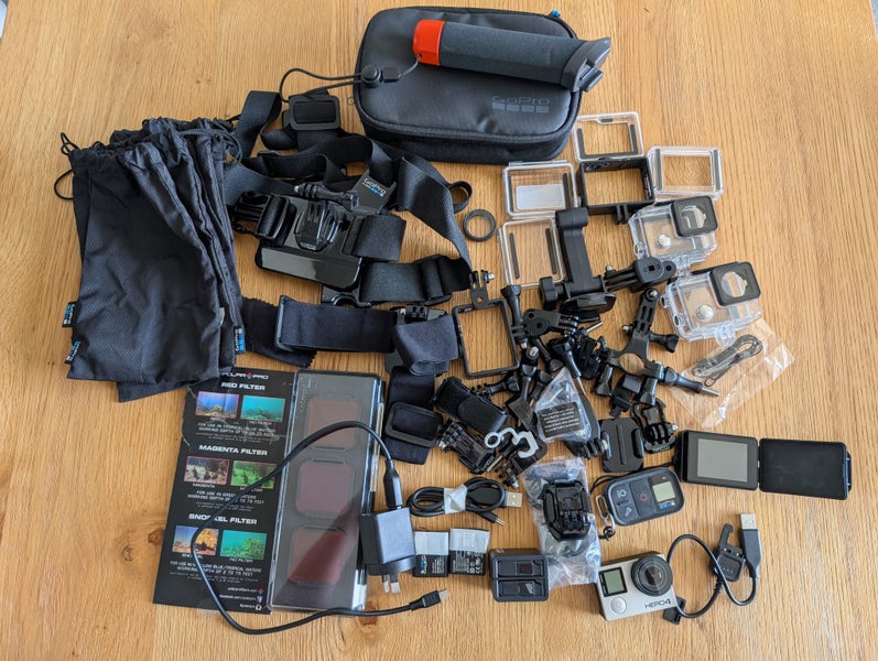 GoPro Hero 4 Black Kit Carousel 1