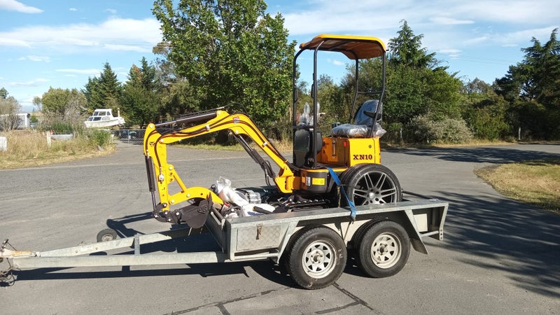 Rhino XN10 1 TONNE MINI EXCAVATOR DIGGER DEAL Carousel 1