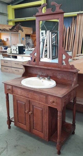 Beautiful Solid Timber Vanity H830 x W1050 x D550 DR13033 Carousel 2