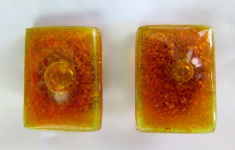 VINTAGE HAND MADE AMBER COLOUR CRACKLED GLASS EARRINGS Carousel 1