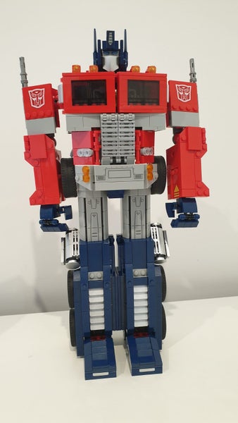 LEGO Transformers Optimus Prime 10302 inc Instructions Carousel 1