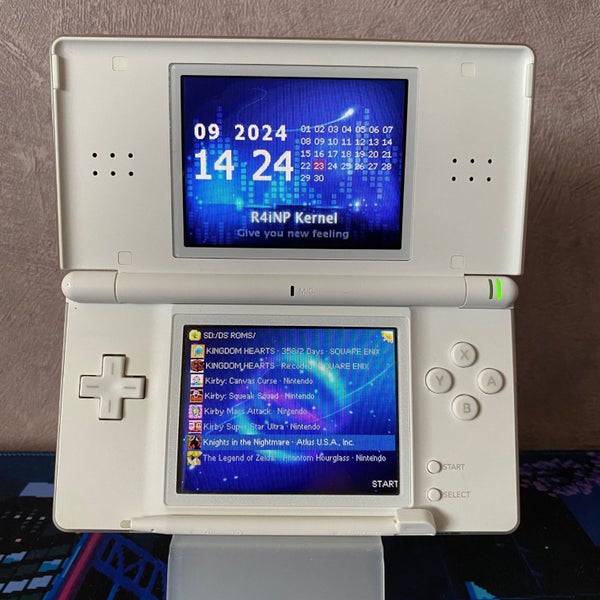 Nintendo DS Lite Console - White Carousel 1